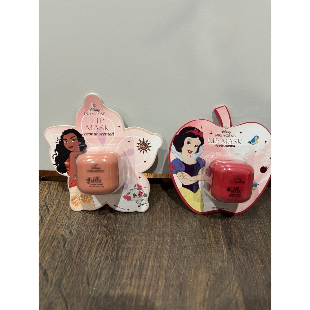 Disney Princess Lip Mask Moana and Snow White Coconut and Apple Scented NIP